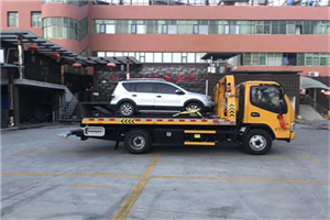 潮州汽车紧急补胎换胎救援