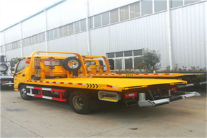 潮州附近拖车救援搭电